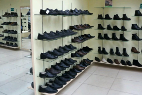 «Не везет беларуским властям с народом: и воспитан не так, и покупает не там и не то»