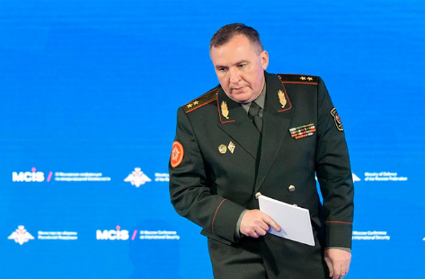Не сошлись методичками? Как российский военный эксперт подгадил беларускому министру обороны