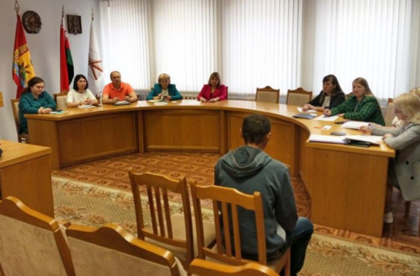 Как за собственную некомпетентность власти заставляют платить беларусов